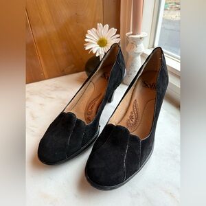 SÖFFT Black Suede Heels